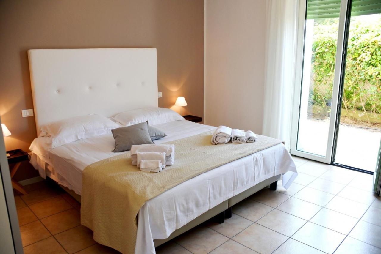 Residenza Miralago By Wonderful Italy Desenzano del Garda Exterior photo