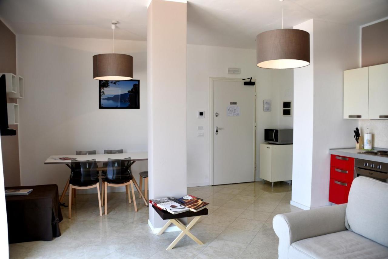 Residenza Miralago By Wonderful Italy Desenzano del Garda Exterior photo