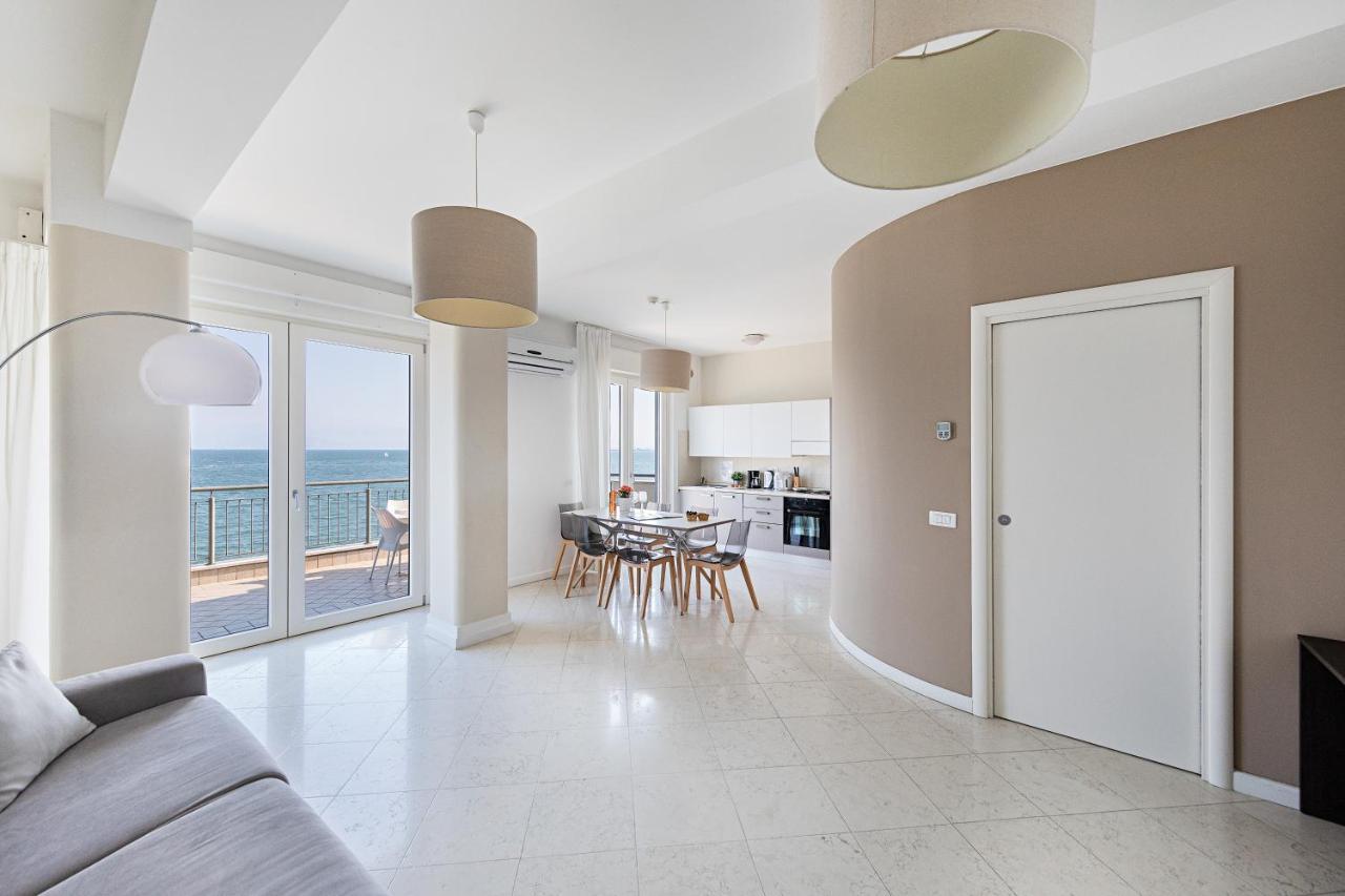 Residenza Miralago By Wonderful Italy Desenzano del Garda Exterior photo