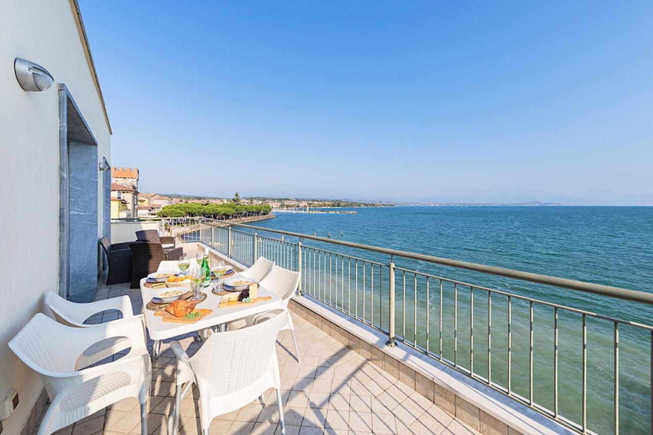 Residenza Miralago By Wonderful Italy Desenzano del Garda Exterior photo