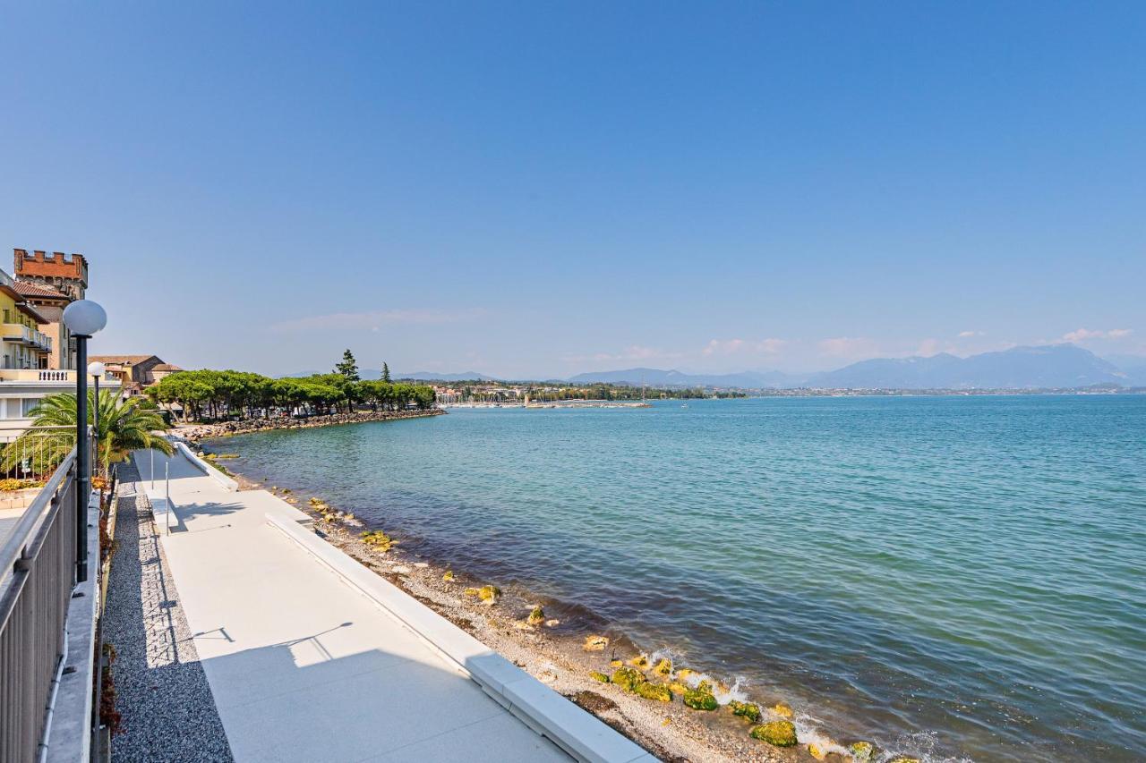 Residenza Miralago By Wonderful Italy Desenzano del Garda Exterior photo