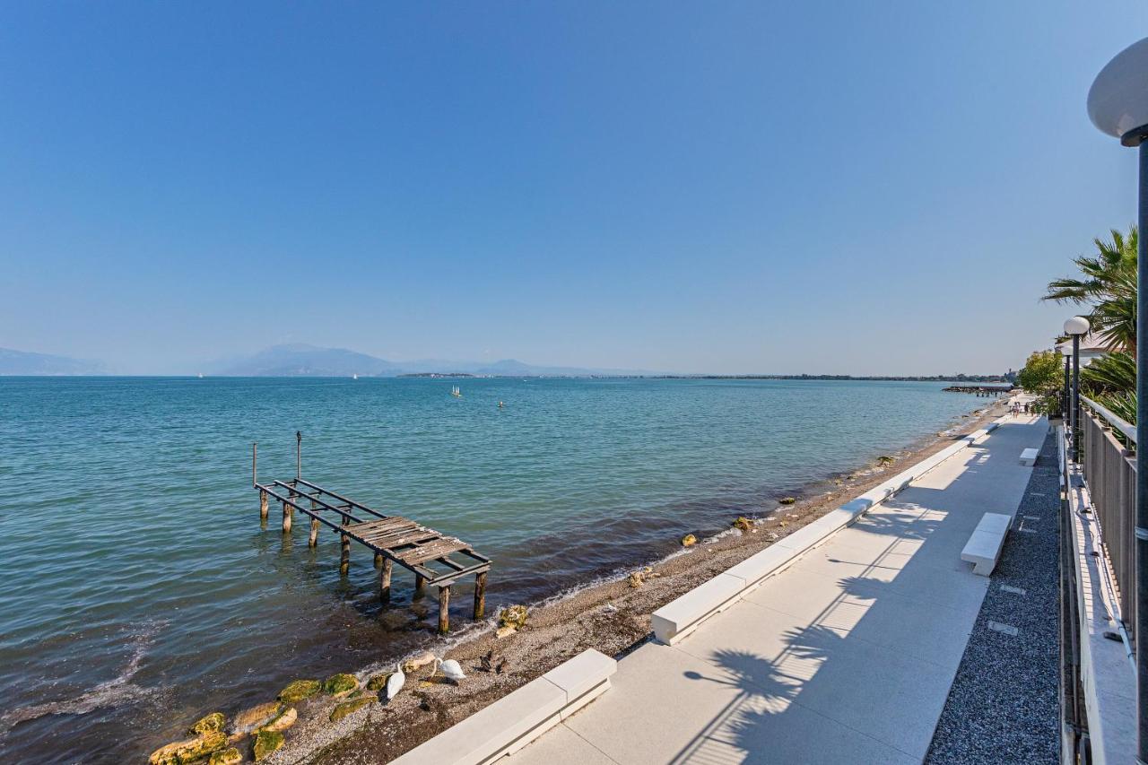 Residenza Miralago By Wonderful Italy Desenzano del Garda Exterior photo